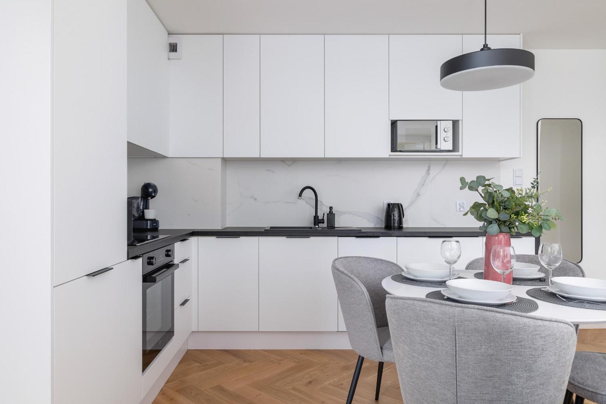 Lux Apartments Kosciuszki 39 With Parking By Renters Prestige Krakau Exterior foto